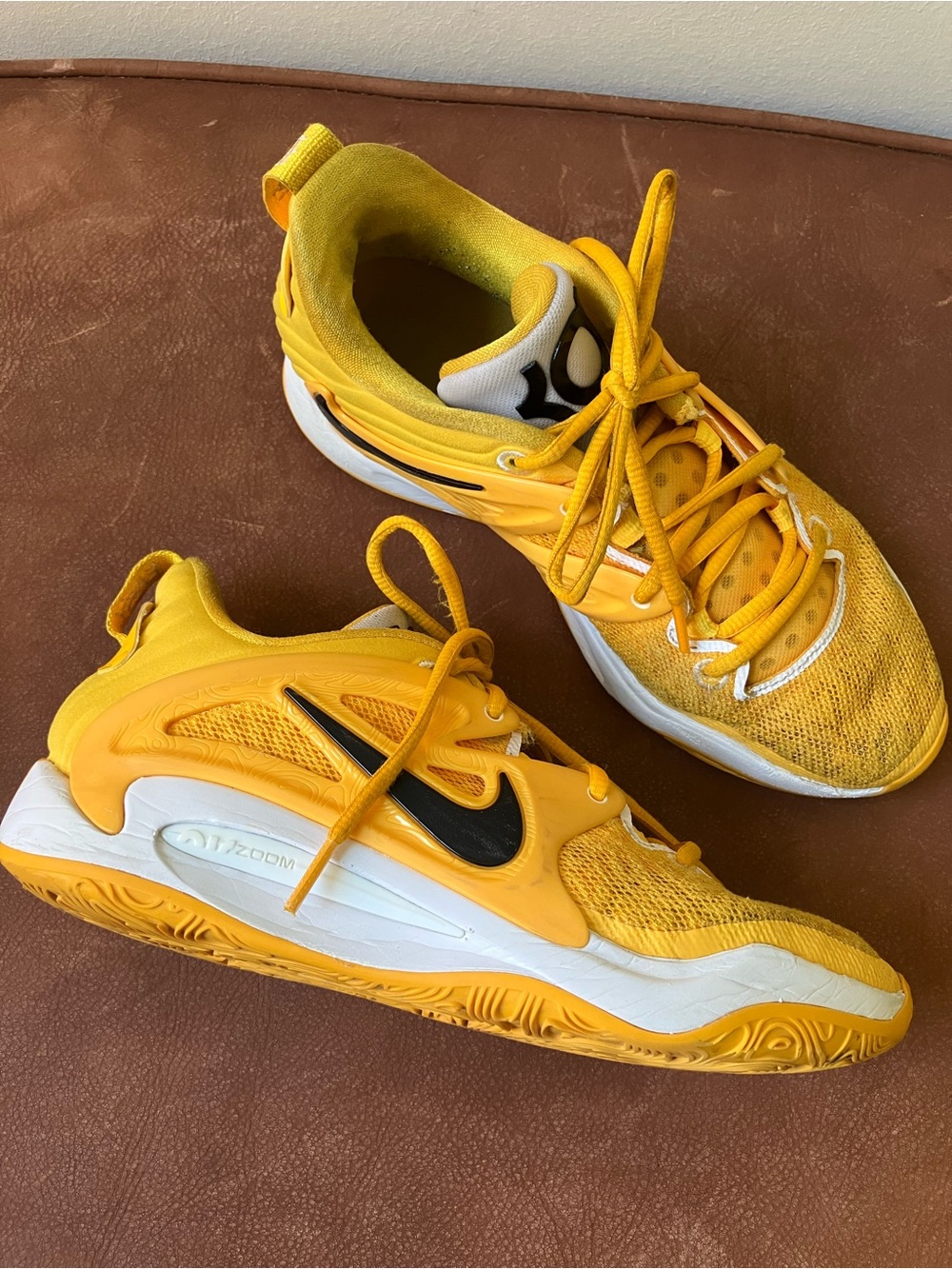 Nike | Air Zoom KD Kevin Durant 15 TB 'University Gold' Baskeball Sneakers